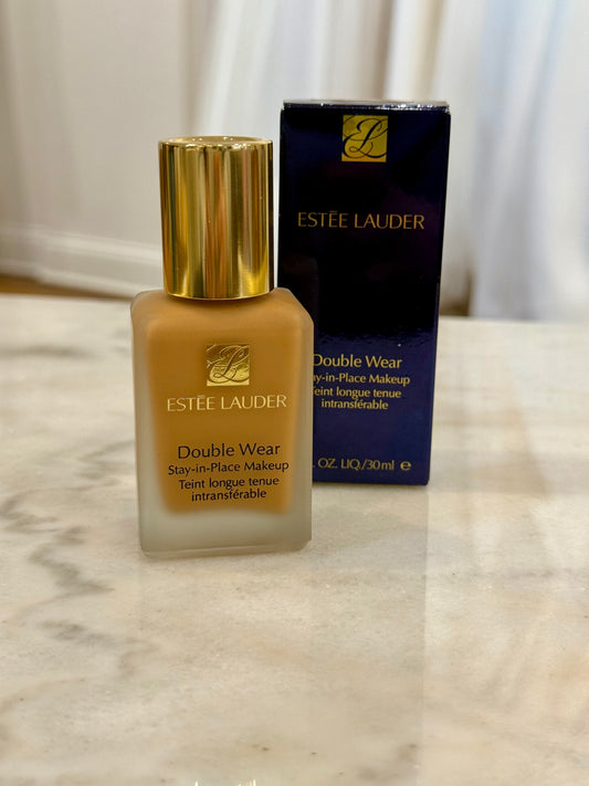 Estée Lauder Double Wear
Stay-in-Place Foundation